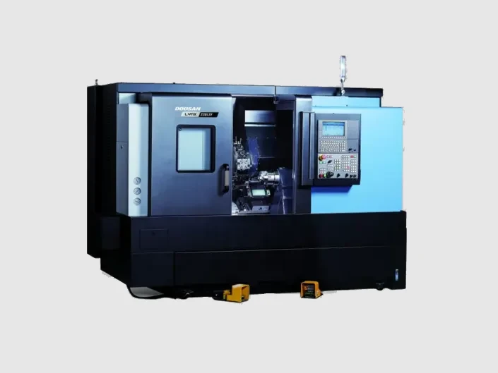 Doosan Lynx 220 LSY